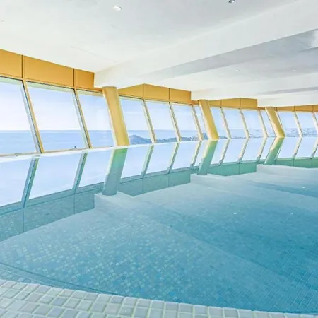 Floor 32! Intempo Luxury *