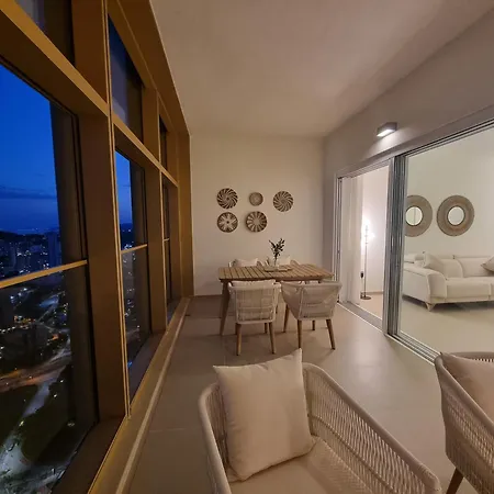 Floor 32! Intempo Luxury Benidorm