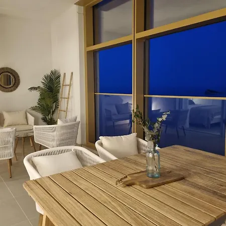 Floor 32! Intempo Luxury *