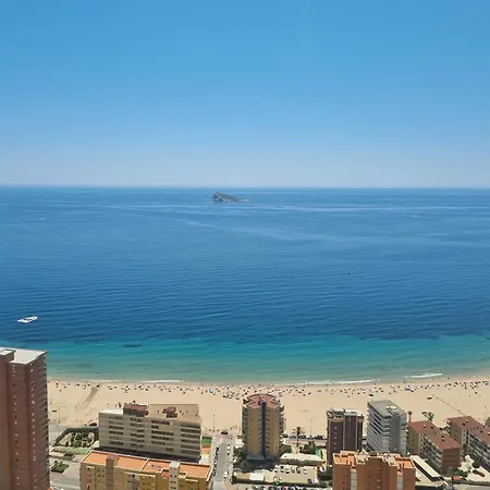 Floor 32! Intempo Luxury Apartman *