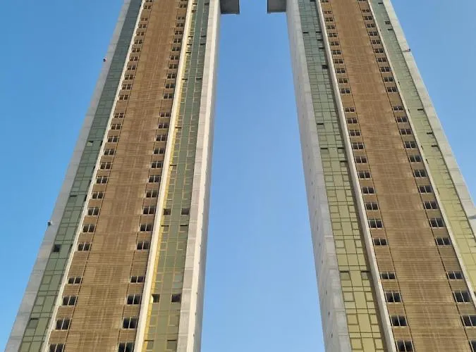 Floor 32! Intempo Luxury Apartman *