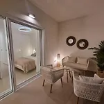 アパート Floor 32! Intempo Luxury ベニドルム